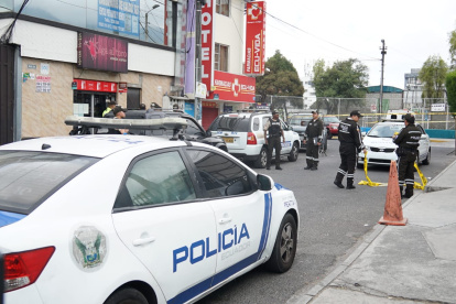 Un contingente policial llegó hasta la unidad médica luego de que el MSP activara el código plata.