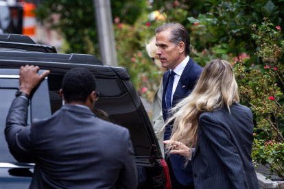 Hunter Biden abandona su juicio federal por armas después de que un jurado lo declarara culpable de tres cargos por posesión de armas en el Tribunal Federal de Distrito de Estados Unidos en Wilmington, Delaware, EE.UU.