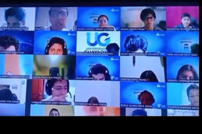 Captura de pantalla del momento en el que los alumnos dialogaban con el profesor.