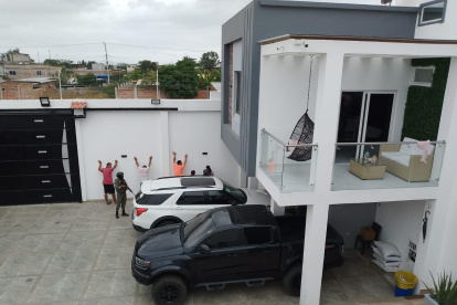 Las Fuerzas Armadas continúan operativos antiterroristas en Manta