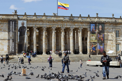 Fotografía de archivo de la fachada del Congreso en Bogotá, Colombia.