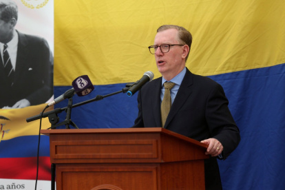 Con un video que incluía imágenes de la colaboración de EE.UU. a Ecuador, en temas de seguridad, Fitzpatrick se despidió del país.