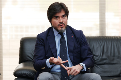 José De La Gasca es abogado y Máster en Criminalística y Ciencias Forenses. Durante el gobierno de Lenín Moreno fue secretario Anticorrupción.