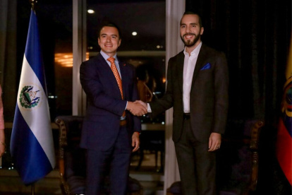 El presidente de Ecuador, Daniel Noboa, con su par salvadoreño, Nayib Bukele, en San Salvador, hace pocas semanas.