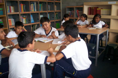 Esta institución beneficia a 480 niños, adolescentes y jóvenes que son parte de la Unidad Educativa ‘Felipe Costa von Buchwald’.