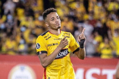 La última temporada que Byron Castillo jugó en Barcelona fue en 2022