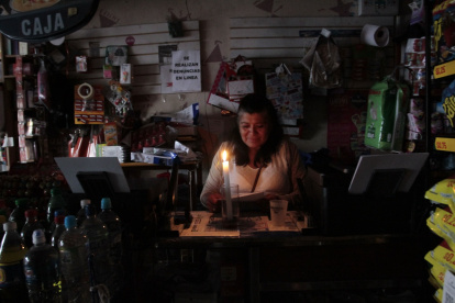 Un corte de luz en casi todo el país sorprendió a todos.