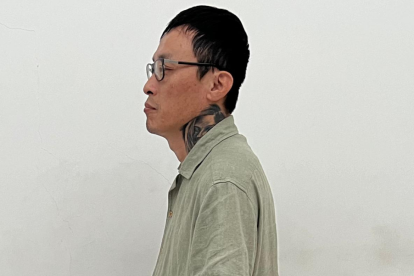 El extranjero tenia una orden de detención con fines de extradición, con fecha de noviembre de 2023.