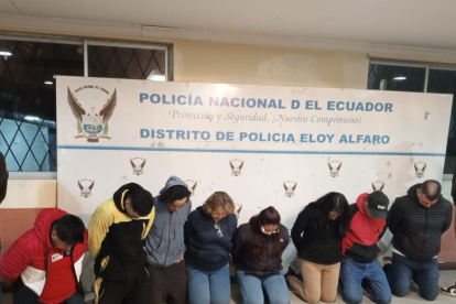 Dos de los detenidos tienen antecedentes penales. Se aprehendió a tres mujeres.