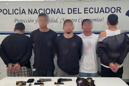 Dos vehículos abandonados por los sujetos presentaban alteraciones en sus sistemas alfanuméricos.