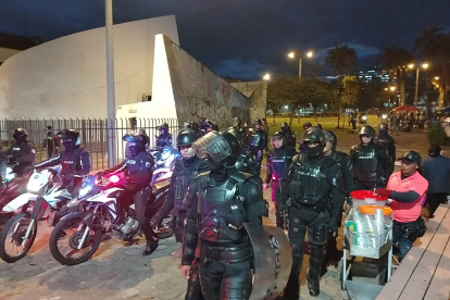 Alrededor de 3.000 personas fueron desalojadas por personal de la Policía Nacional