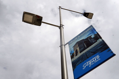 Seguridad. Espacios iluminados brindan tranquilidad a los usuarios.