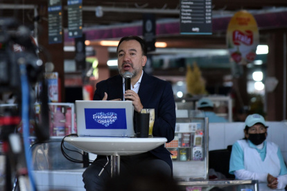 Referencial. El alcalde Pabel Muñoz durante su informe semanal Frecuencia Quiteña