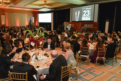 Los Premios Bravo son realizados por ASCOA.