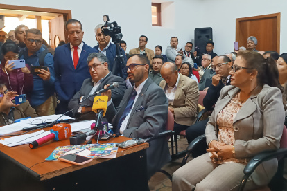 Los asambleístas de Azuay convocaron a funcionarios y trabajadores del IESS a comparecer ante supuestas irregularidades en el hospital José Carrasco Arteaga