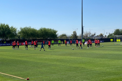 Los dirigidos por Sánchez Bas llegaron al Kellogg Zaher Sports Complex cerca de las 11:30.