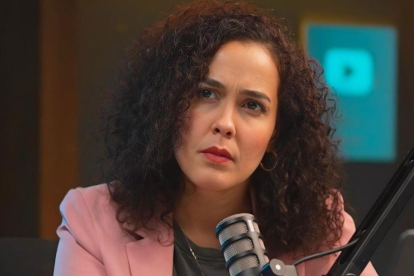 Alondra Santiago, periodista.