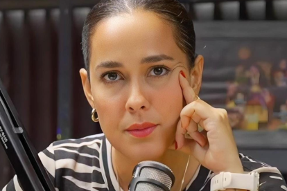 Alondra Santiago, periodista.