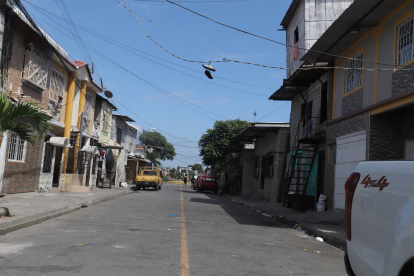 Según información de la Policía, varios sujetos llegaron en tres motocicletas para atacar a los asistentes al velatorio.