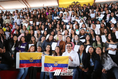 El beneficio es que 40 mil mujeres accederán a estudios superiores de forma gratuita.