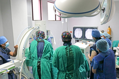 Imagen referencial. Dos casos de mala práctica médica son denunciados en contra del Hospital José Carrasco Arteaga en Cuenca.