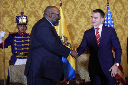 Arthur Brown, nuevo embajador de Estados Unidos en Ecuador, junto al presidente Daniel Noboa.