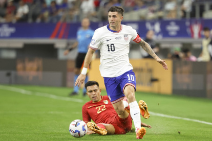 El capitán estadounidense, Christian Pulisic (d), fue registrado este domingo, 23 de junio.