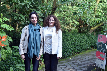 En la imagen Juliana Tinoco, coordinadora de la Alianza Socioambiental Fondos del Sur, y Fabiola Arregui, directora de la Fundación Ñeque.