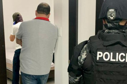 Foto del operativo donde fue detenido el juez de garantías penitenciarias.