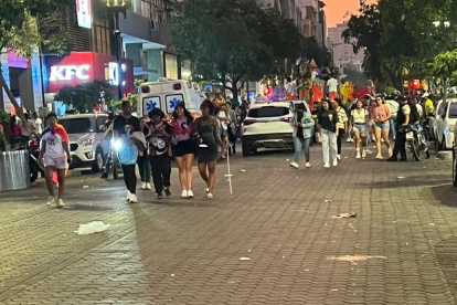 Foto publicada por el alcalde de Guayaquil Aquiles Álvarez sobre el desfile de la comunidad LBGTI.