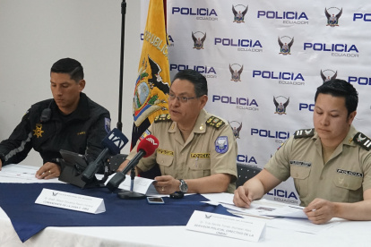 El general Wilson Pavón, comandante del Distrito Metropolitano de Quito, informó sobre el operativo de detención.