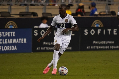 Moisés Caicedo, jugador de la selección ecuatoriana de fútbol.