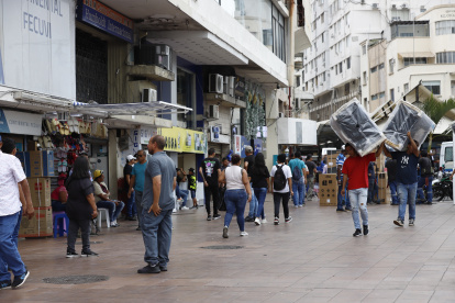 Zona comercial en el centro de Guayaquil.