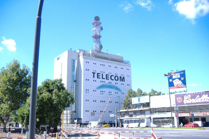 EMPRESA DE TELECOMUNICACIÓN.