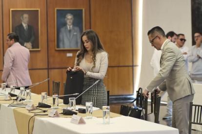 Rol. Wilman Terán usó la palestra en la mesa de Fiscalización para sembrar dudas sobre el caso Sobornos.