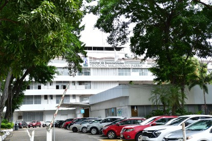 El Teodoro Maldonado Carbo es el único hospital de especialidades médicas o de tercer nivel del IESS en Guayas.