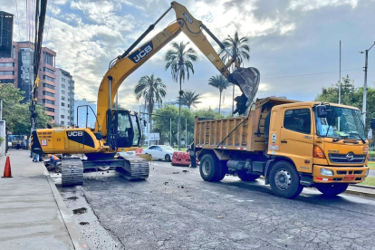 Los trabajos se realizan en la calzada sentido norte-sur de la av. Diego de Almagro.