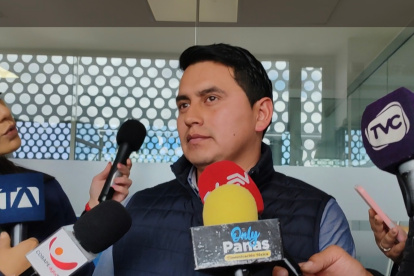 Legisladores están a la expectativa de lo que la Comisión multipartidista cambie en el informe final sobre las reformas de la consulta popular.