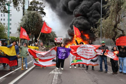 La UNE realiza movilizaciones en contra del alza del precio de los combustibles.