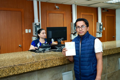 Esta semanas, los primeros usuarios acudieron ya a las nuevas agencias habilitadas.