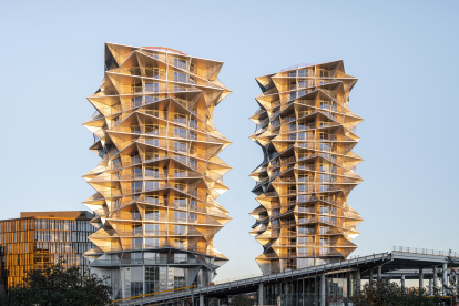El centro de Copenhague, capital de Dinamarca, alberga dos nuevas torres con perfiles puntiagudos que le confieren el aspecto de enormes cactus