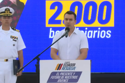 Noboa destacó que en siete meses se ha entregado 95 mil becas.