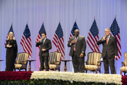 Lavinia Valbonesi, el presidente Daniel Noboa, el embajador Art Brown y el ministro consejero Lawrence Petroni.