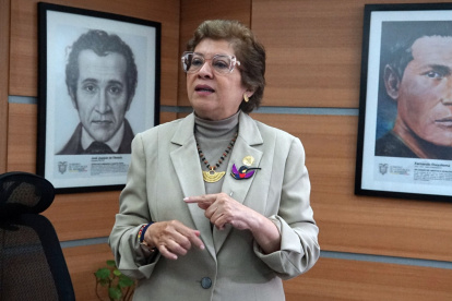 Ivonne Núñez presenta proyecto