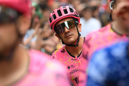 Richard Carapaz tomó con calma la décima etapa del Tour de Francia.