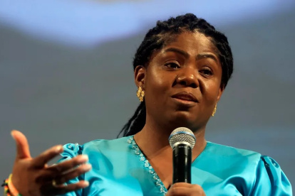 Atacan a tiros el vehículo de la vicepresidenta de Colombia, Francia Márquez.