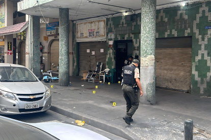 Un tramo del sector donde se registró el ataque armado fue cerrado por la Policía.