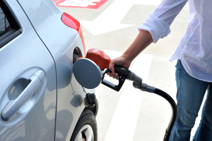 El costo de estas gasolinas se rigen con base a una banda de precios.