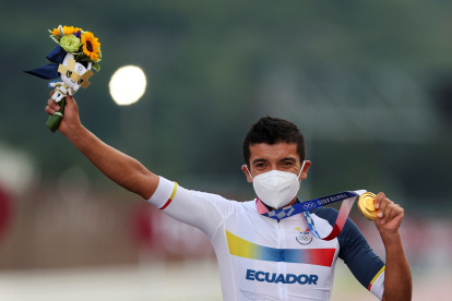 El ciclista Richard Carapaz ganó la medalla de oro en Toko 2020+1.