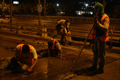 Días atrás en el Puente de la Unidad Nacional se realizaron ya trabajos similares.